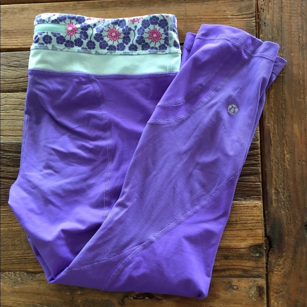 lululemon athletica crop leggings 10